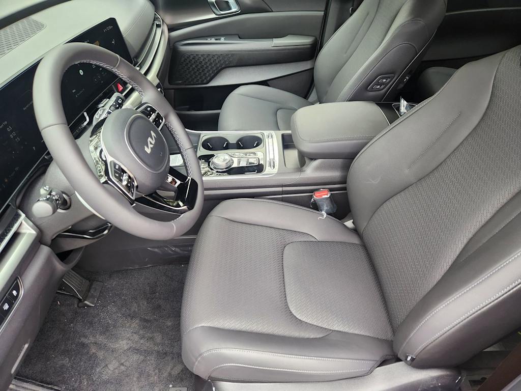 Thumbnail: 2026 Kia Carnival - 8