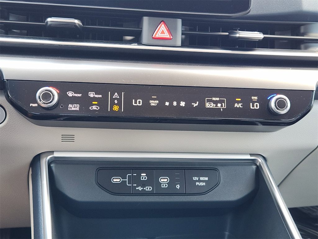 Thumbnail: 2026 Kia Carnival - 22