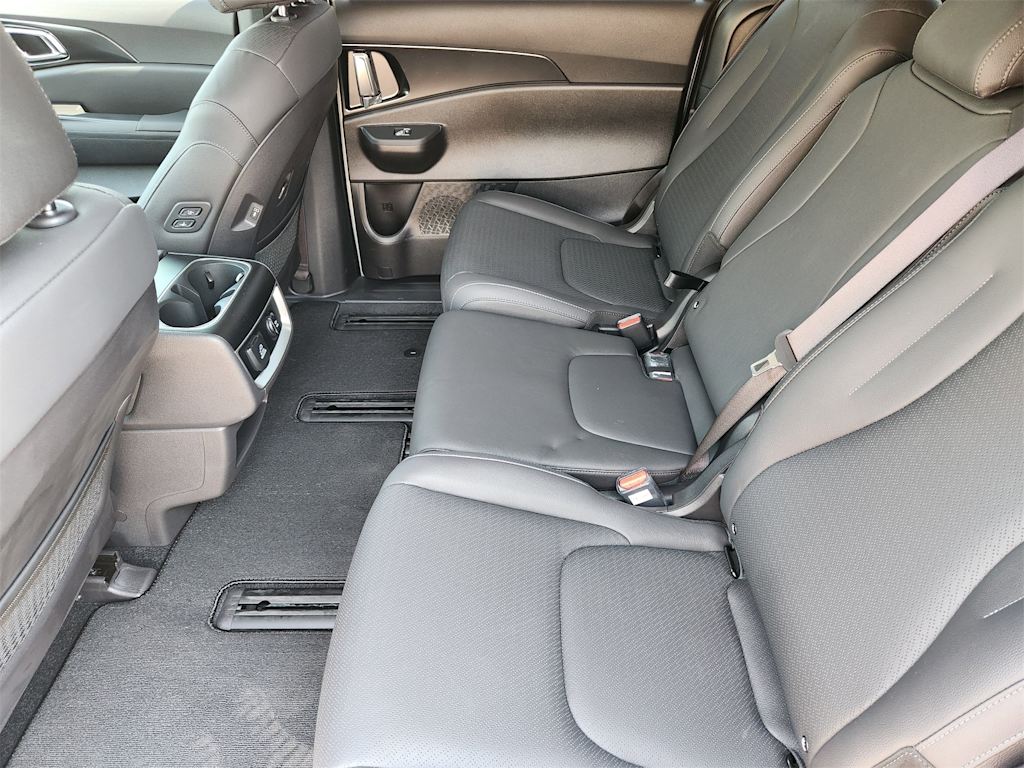 Thumbnail: 2026 Kia Carnival - 10