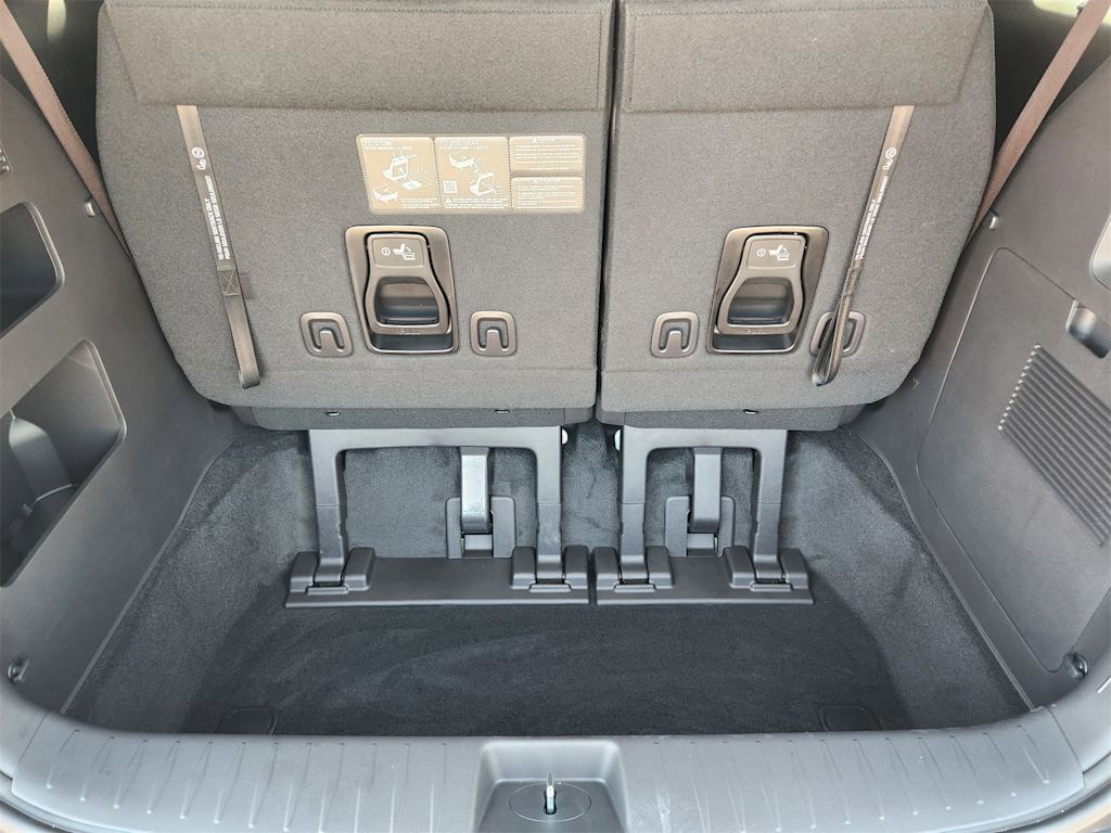 Thumbnail: 2026 Kia Carnival - 24