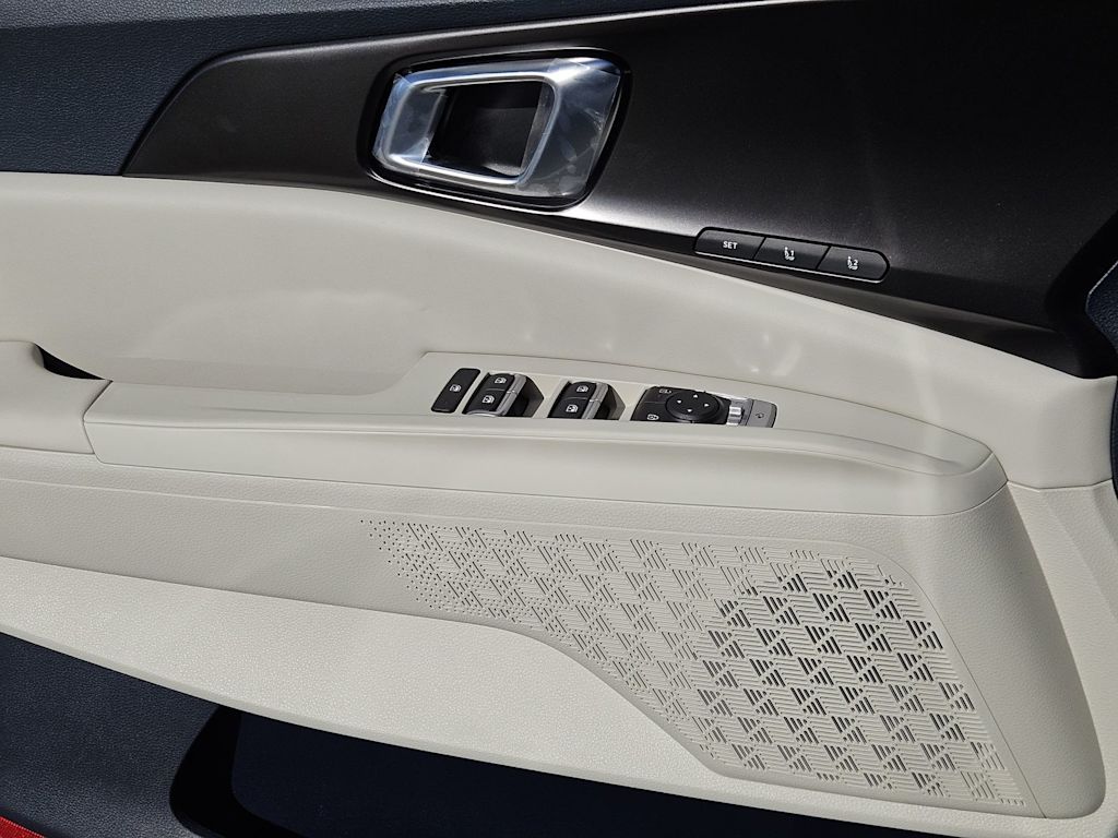 Thumbnail: 2027 Kia Carnival - 5