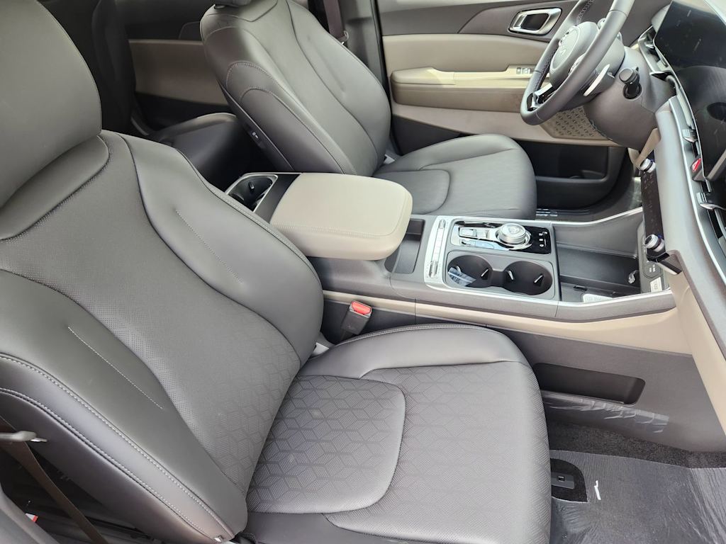 Thumbnail: 2026 Kia Carnival - 16