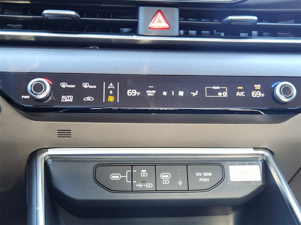 Thumbnail: 2026 Kia Carnival - 23