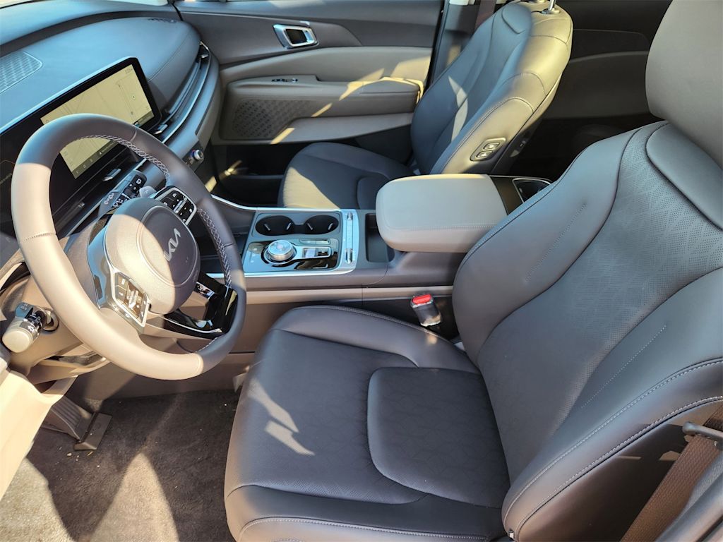 Thumbnail: 2026 Kia Carnival - 9