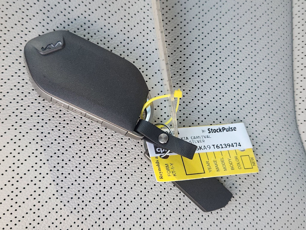 Thumbnail: 2026 Kia Carnival - 15