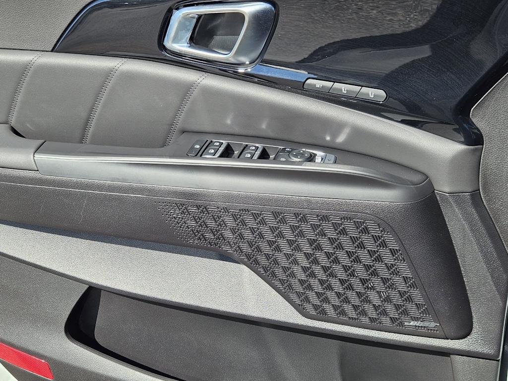Thumbnail: 2027 Kia Carnival - 19