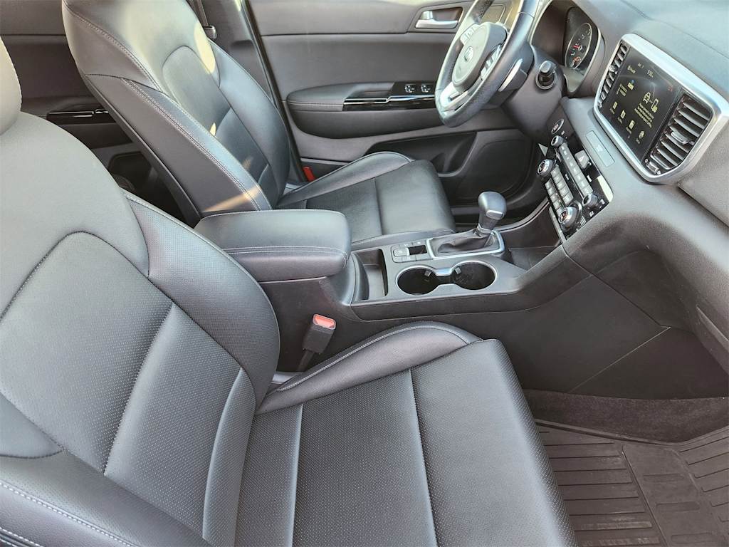 Thumbnail: 2022 Kia Sportage - 10