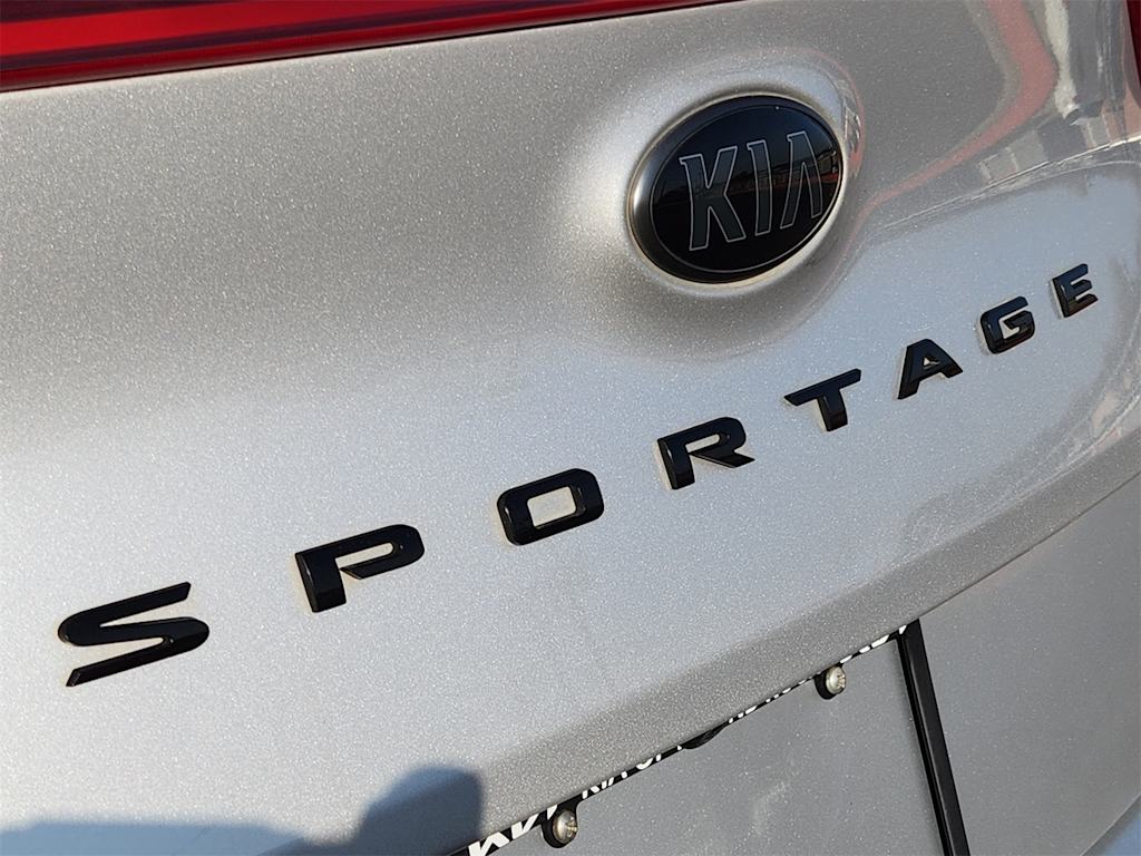 Thumbnail: 2022 Kia Sportage - 23