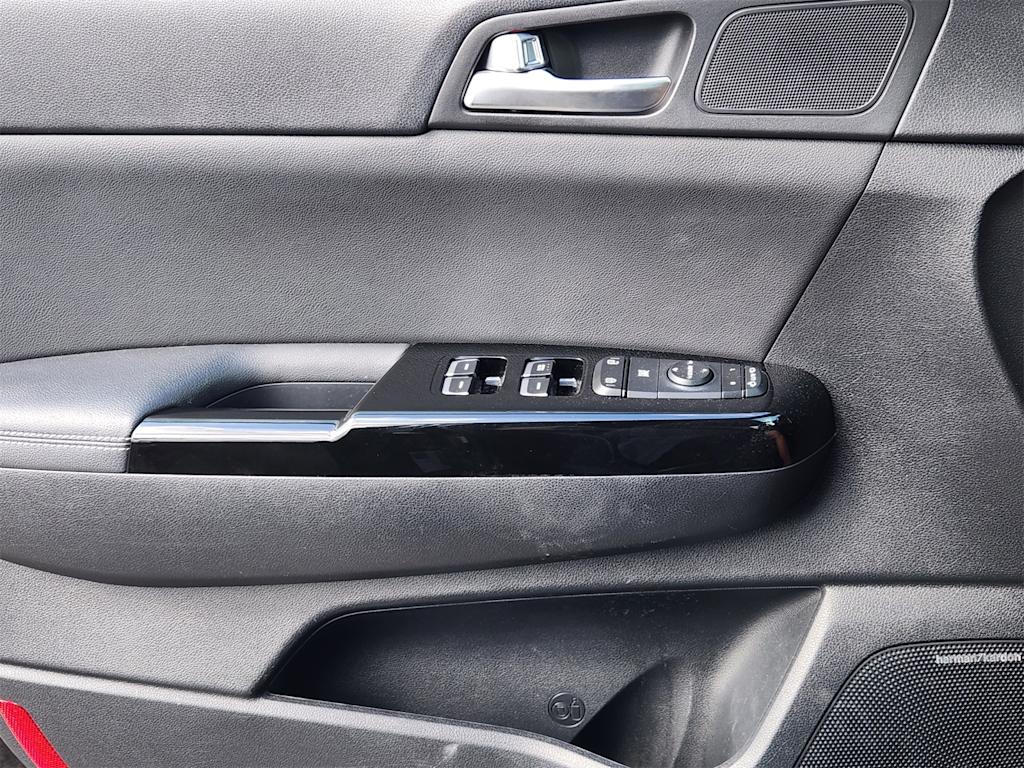 Thumbnail: 2020 Kia Sportage - 28