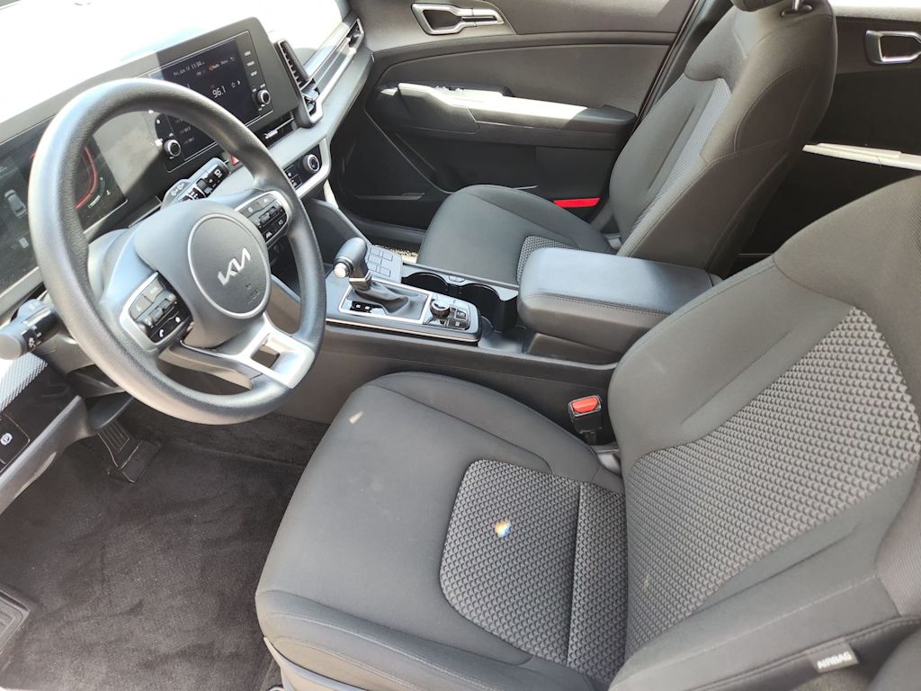 Thumbnail: 2025 Kia Sportage - 8