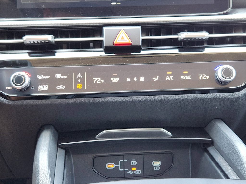 Thumbnail: 2026 Kia Sportage - 24