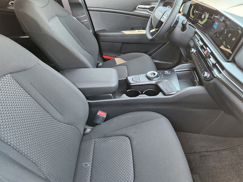 Thumbnail: 2026 Kia Sportage - 10