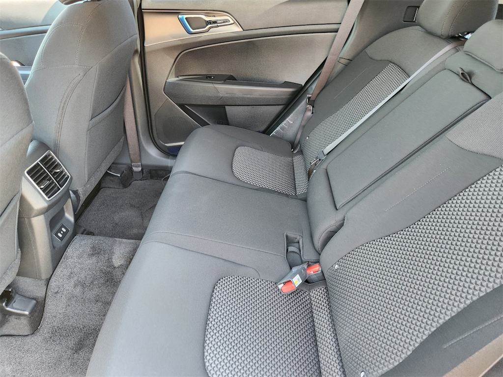 Thumbnail: 2026 Kia Sportage - 11