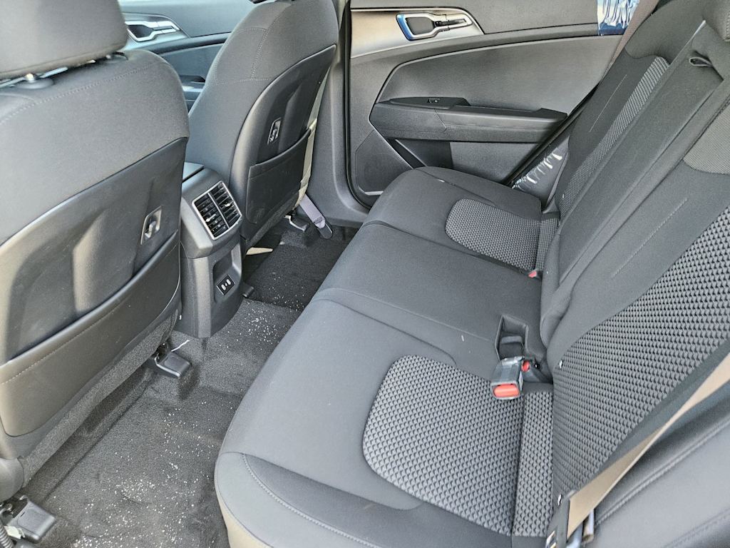 Thumbnail: 2026 Kia Sportage - 9