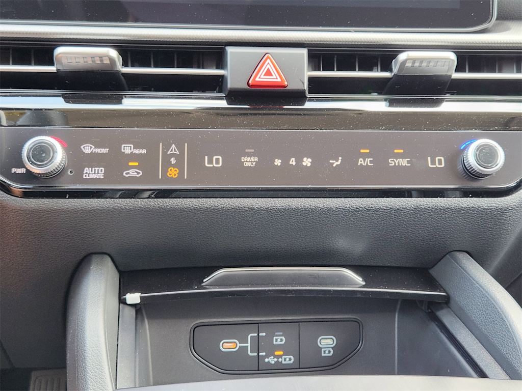 Thumbnail: 2026 Kia Sportage - 24