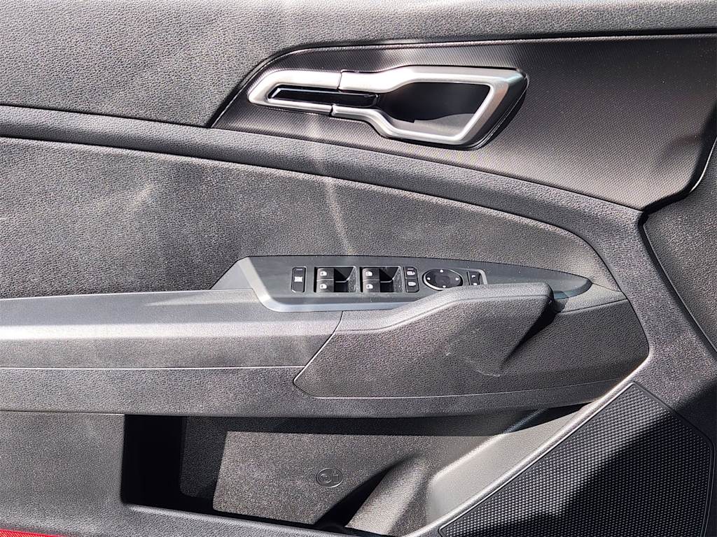 Thumbnail: 2026 Kia Sportage - 26