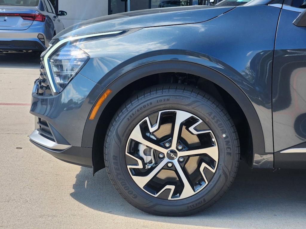 Thumbnail: 2025 Kia Sportage - 6