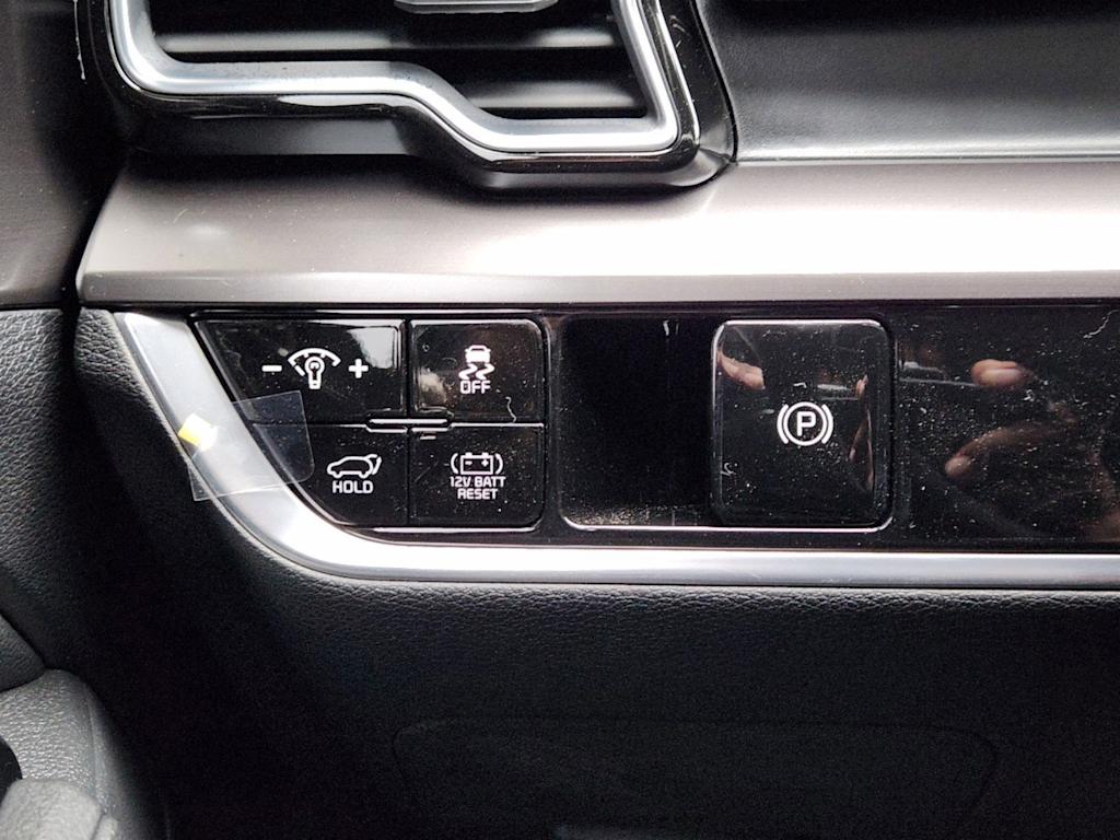 Thumbnail: 2025 Kia Sportage - 20