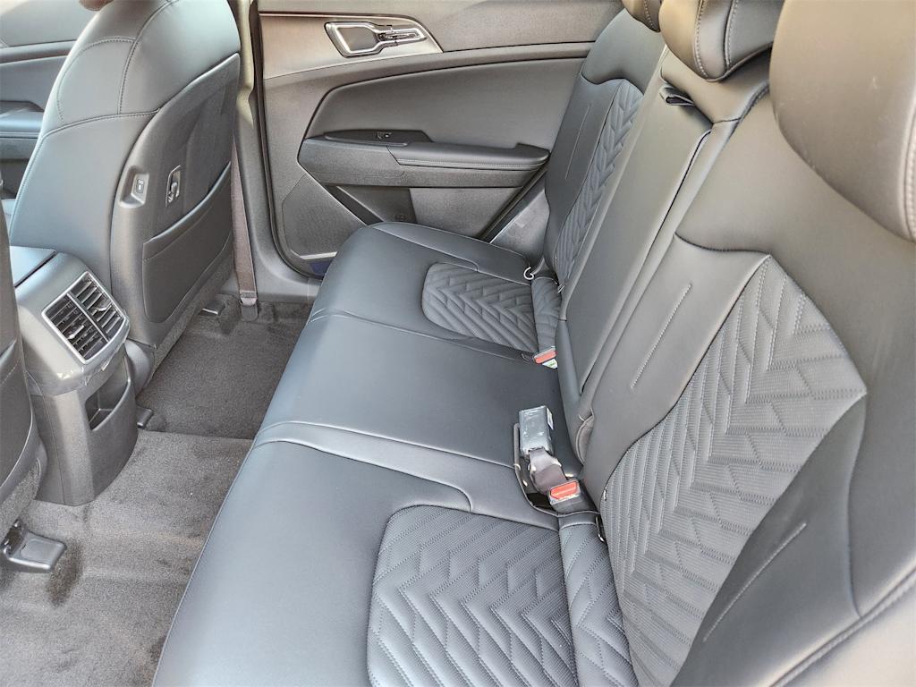 Thumbnail: 2026 Kia Sportage - 10