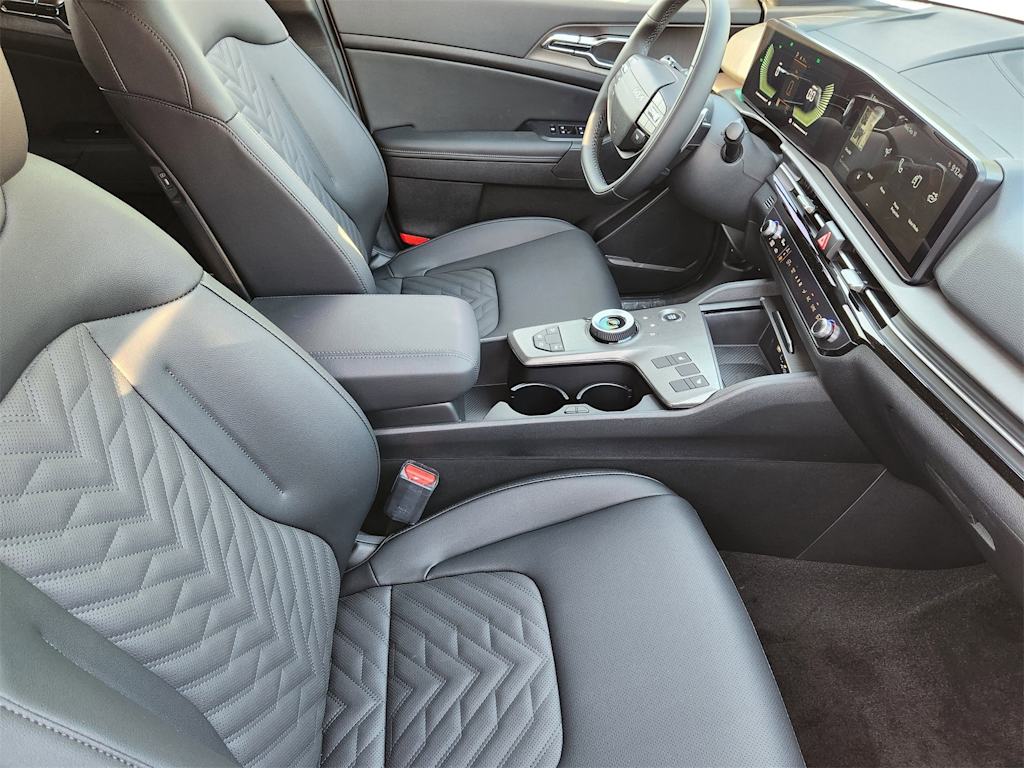 Thumbnail: 2026 Kia Sportage - 10