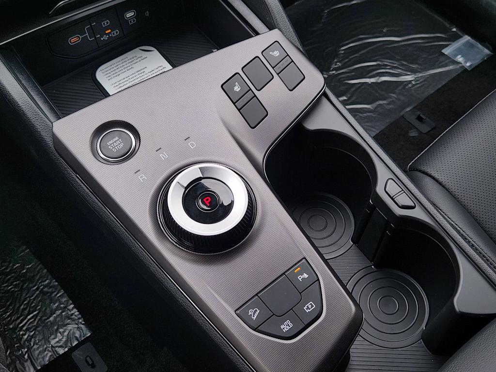 Thumbnail: 2026 Kia Sportage - 13