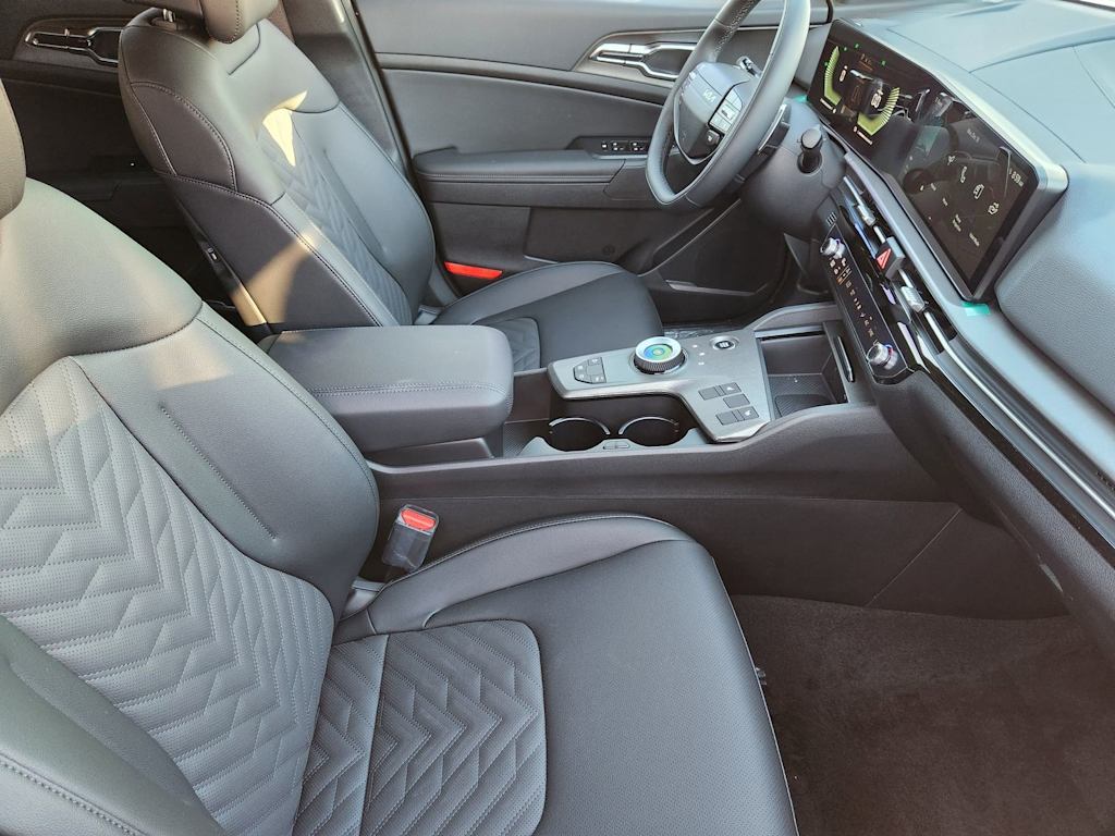 Thumbnail: 2026 Kia Sportage - 10