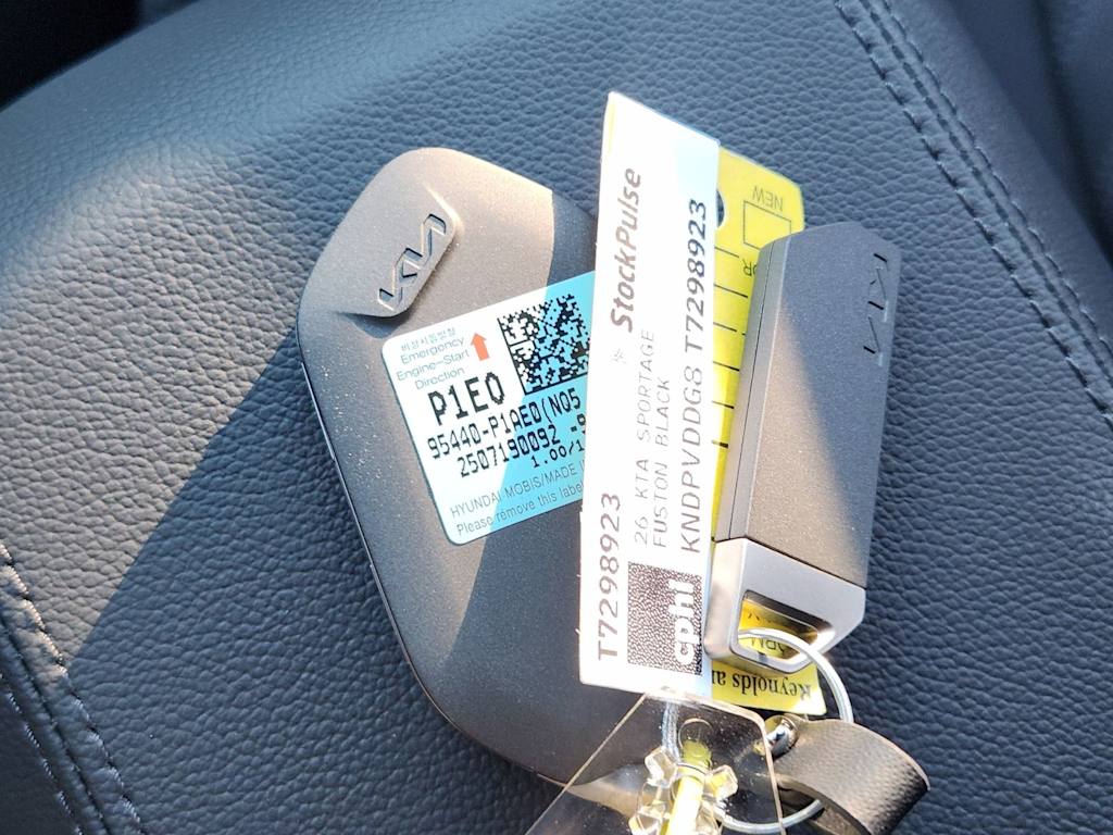 Thumbnail: 2026 Kia Sportage - 17