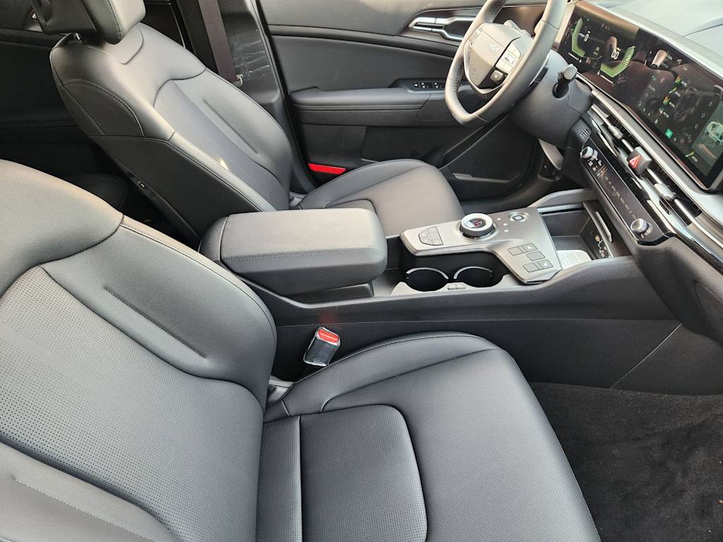 Thumbnail: 2026 Kia Sportage - 9