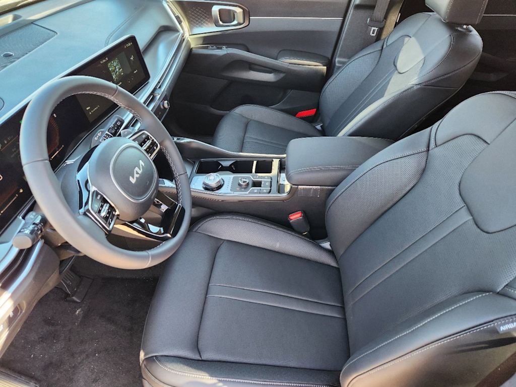 Thumbnail: 2025 Kia Sorento - 8