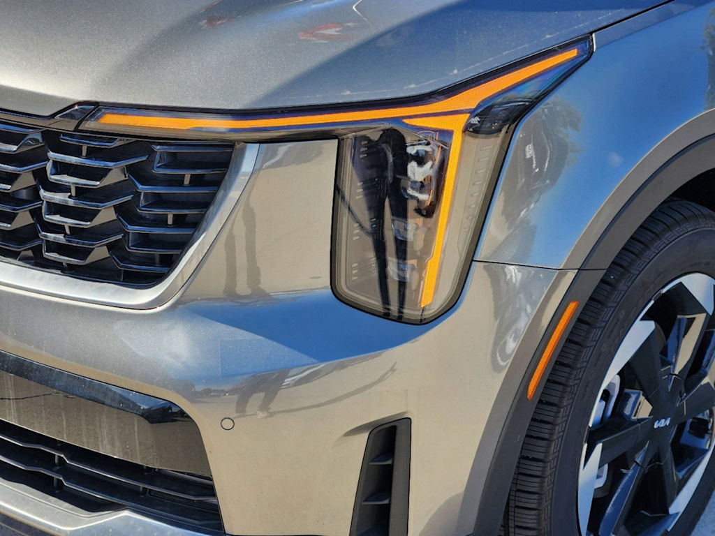 Thumbnail: 2025 Kia Sorento - 16