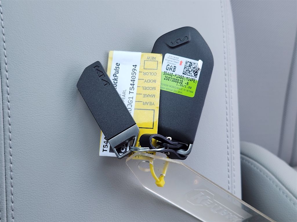 Thumbnail: 2026 Kia Sorento - 15