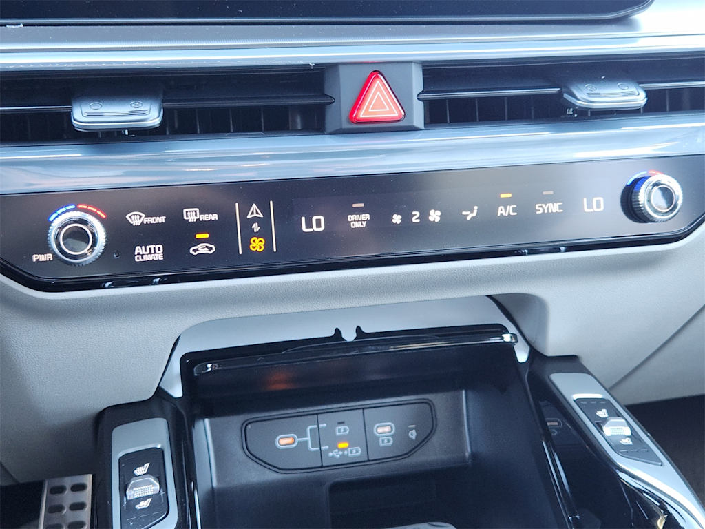 Thumbnail: 2026 Kia Sorento - 22