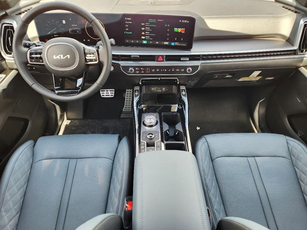 Thumbnail: 2025 Kia Sorento - 2