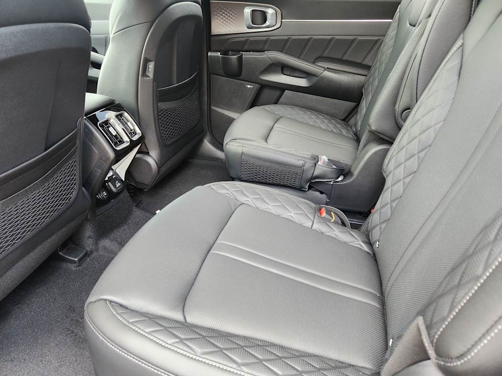 Thumbnail: 2026 Kia Sorento - 9