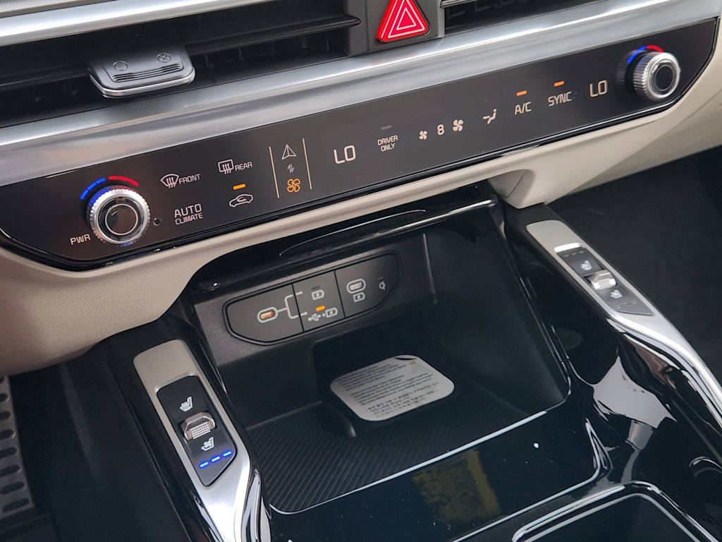 Thumbnail: 2026 Kia Sorento - 13