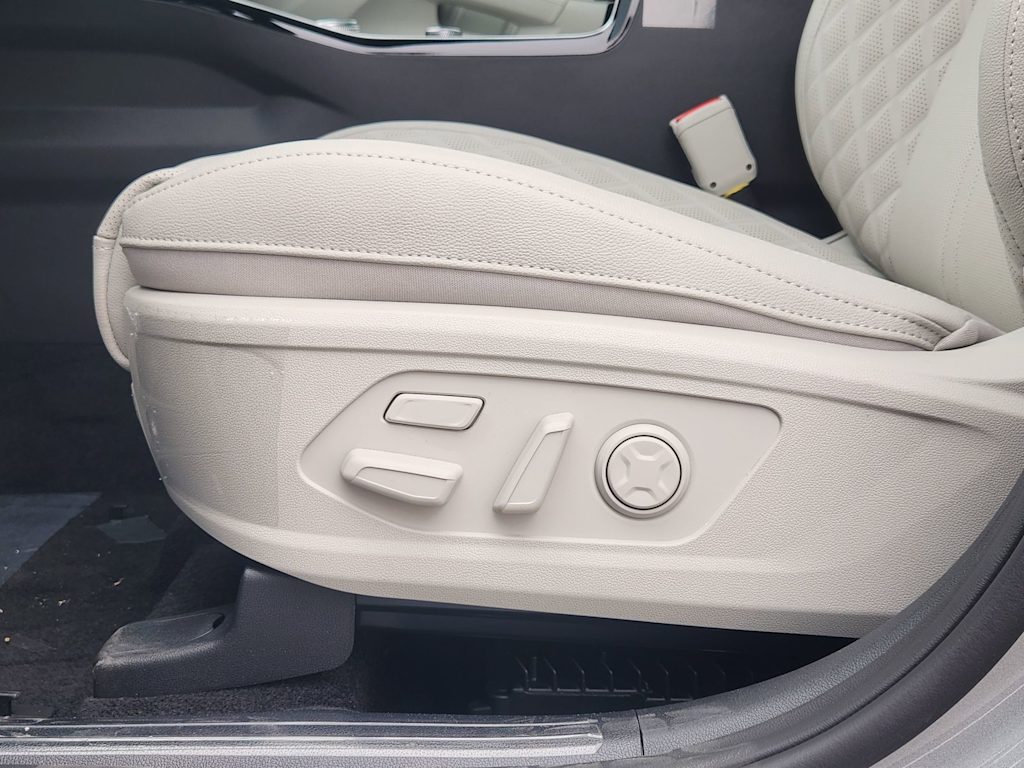 Thumbnail: 2026 Kia Sorento - 27