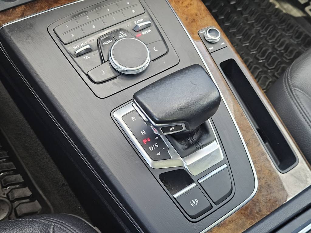 Thumbnail: 2018 Audi Q5 - 12