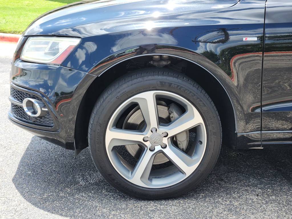 Thumbnail: 2013 Audi Q5 - 6