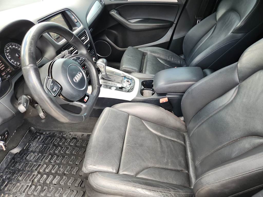 Thumbnail: 2013 Audi Q5 - 10