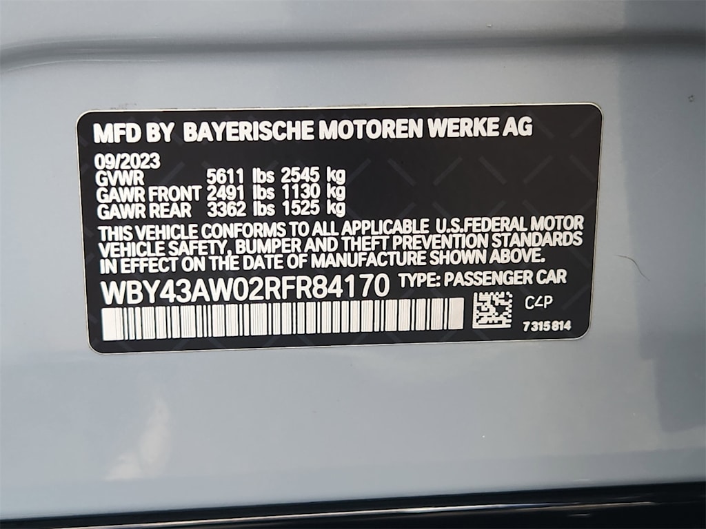 Thumbnail: 2024 BMW i4 - 30