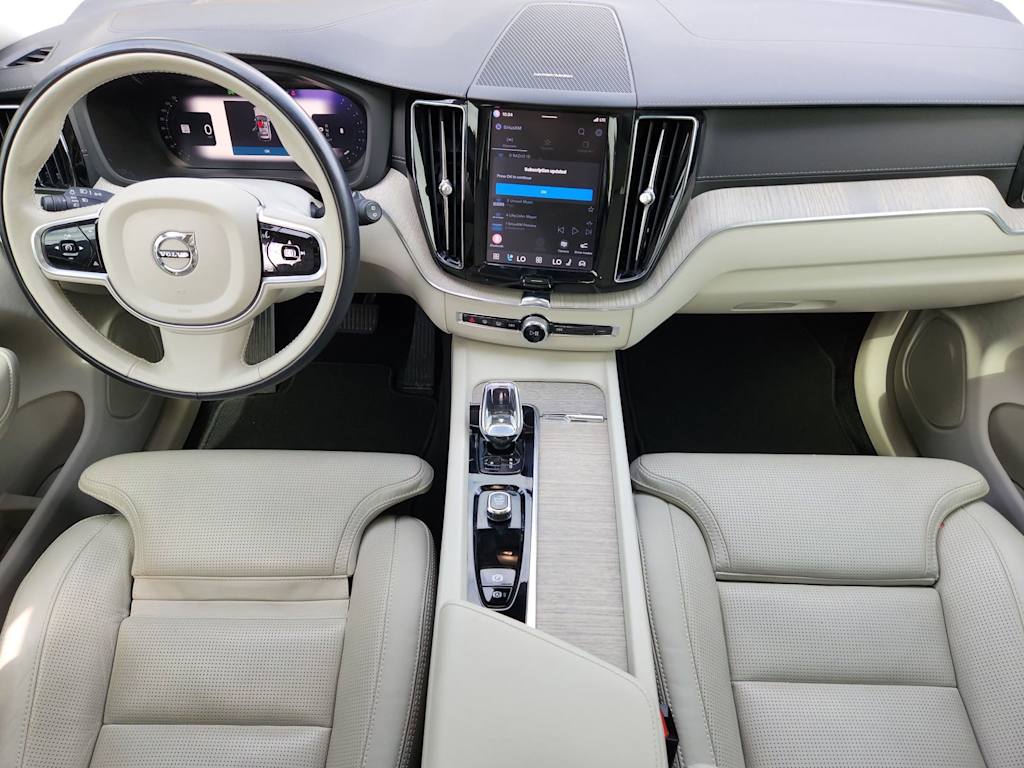 Thumbnail: 2023 Volvo XC60 - 2