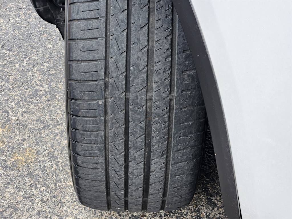 Thumbnail: 2019 Alfa Romeo Stelvio - 22