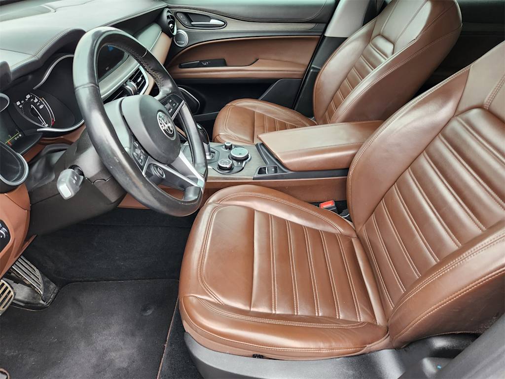 Thumbnail: 2019 Alfa Romeo Stelvio - 9