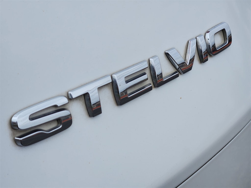 Thumbnail: 2019 Alfa Romeo Stelvio - 5