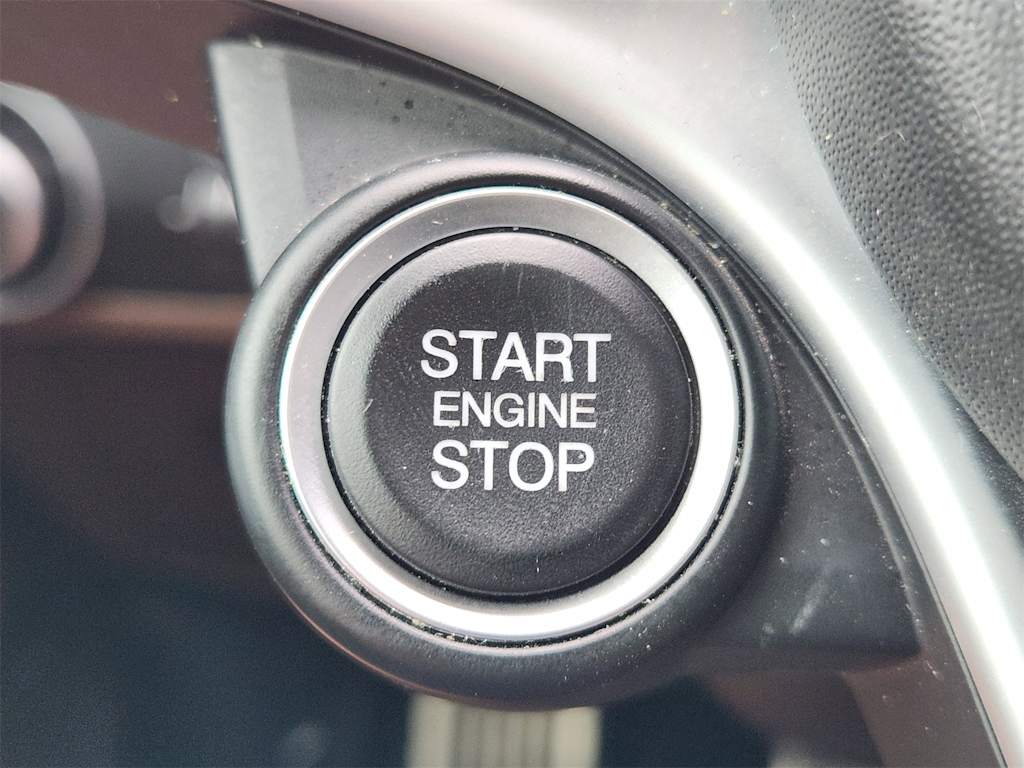 Thumbnail: 2019 Alfa Romeo Stelvio - 27