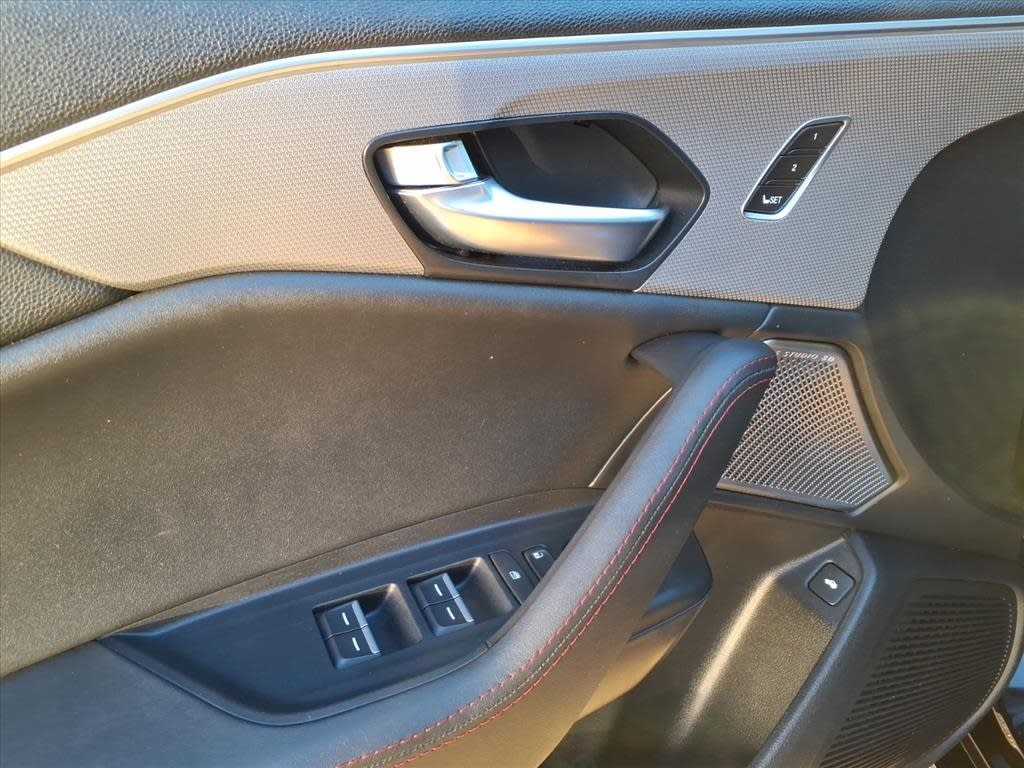 Thumbnail: 2023 Acura TLX - 19