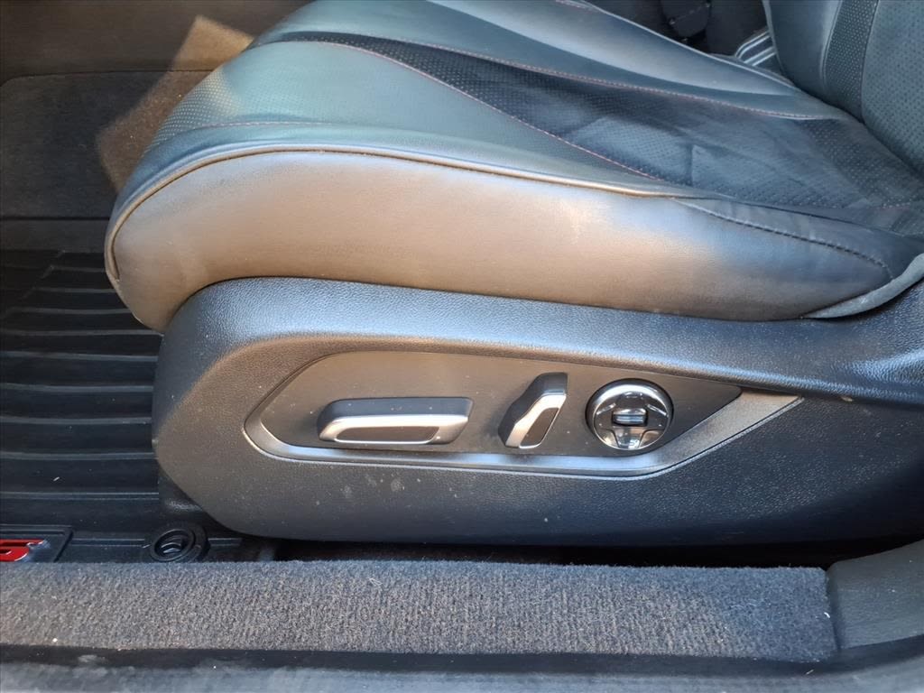 Thumbnail: 2023 Acura TLX - 18