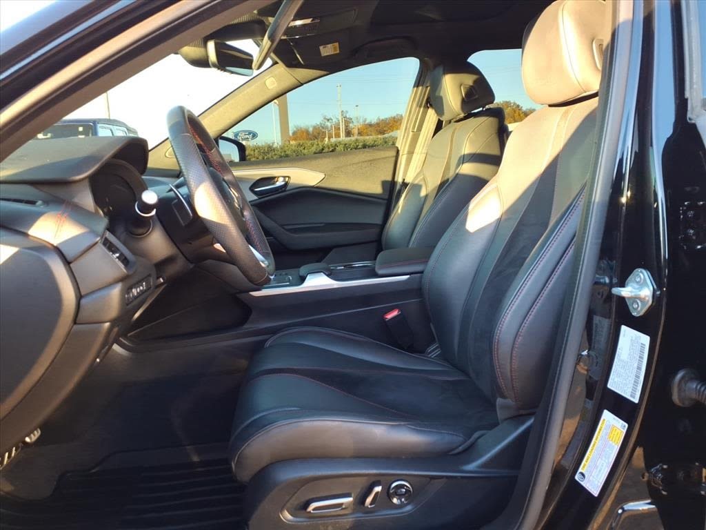 Thumbnail: 2023 Acura TLX - 27