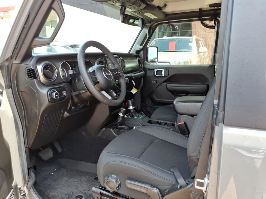 Thumbnail: 2023 Jeep Wrangler - 7