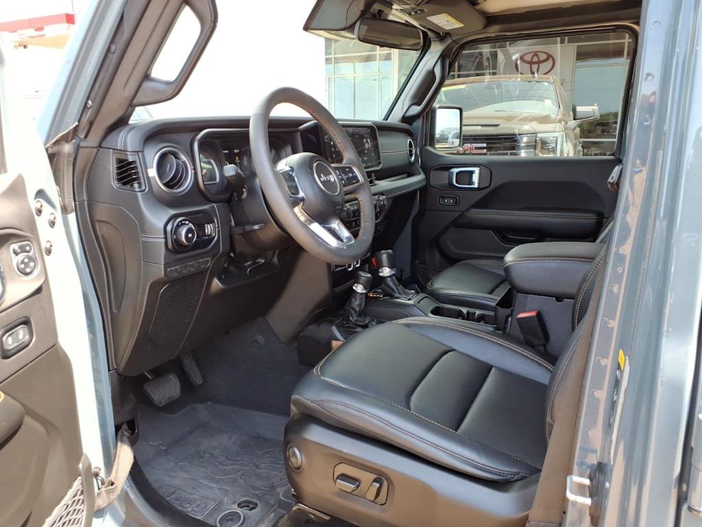 Thumbnail: 2024 Jeep Wrangler - 28